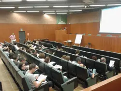 Els membres del Genesis Cycling Team donen una lliçó de resiliència