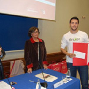 Finixer guanya el premi UPF Emprèn 2011