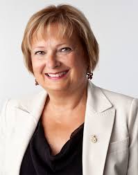 Benvinguda de Carme Carmona, presidenta del Comitè Organitzador del FCIS 2015