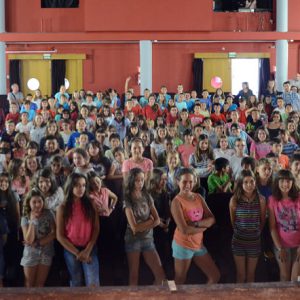 Les cooperatives escolars tanquen el programa lliurant els seus beneficis