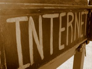 La UE recomana no pagar en efectiu per endavant en compres ‘on line’